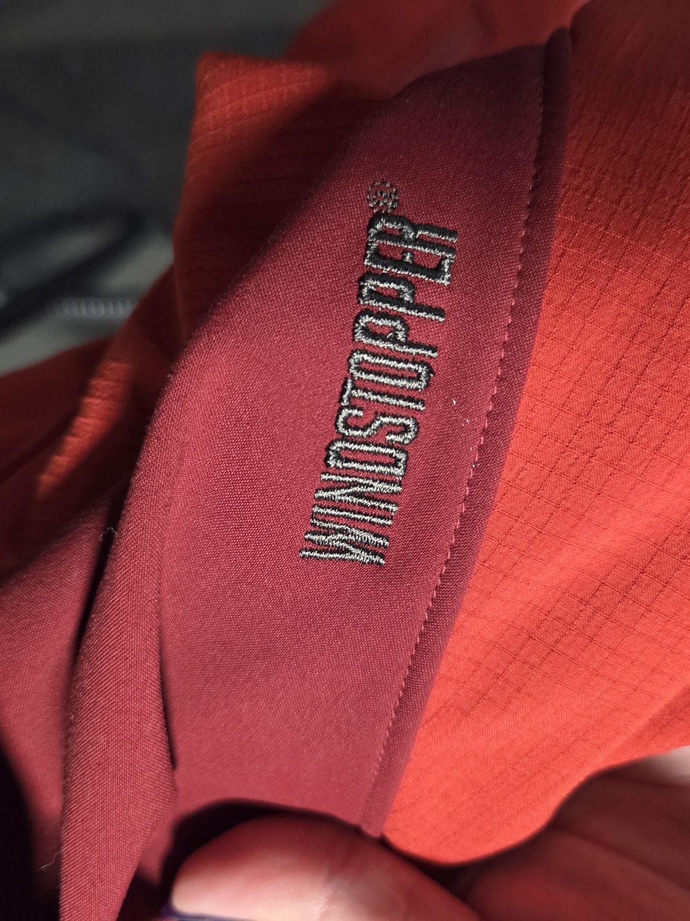 Arc'teryx Two-Tone Red and Burgundy Performance Softshell Jacket - Picture 5 of 10